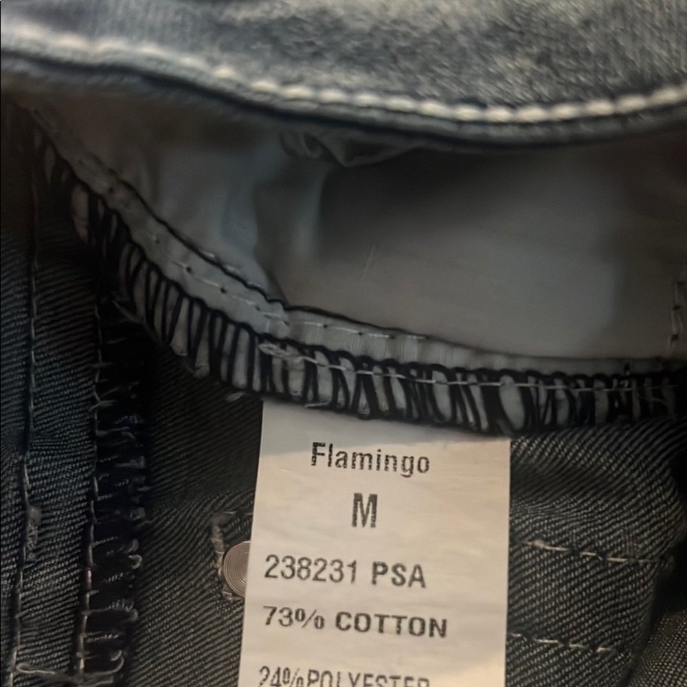 Flamingo Denim Distressed Women's Shorts Size Medium New With Tag - Picture 15 of 16